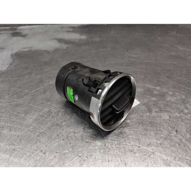 Recambio de aireador para peugeot 308 confort referencia OEM IAM 9658515377 - Blanco
