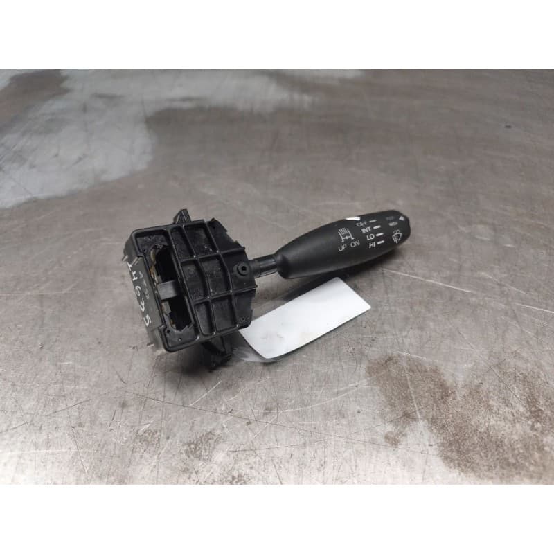 Recambio de mando limpia para nissan cabstar 01.04  3.0 diesel referencia OEM IAM - Blanco
