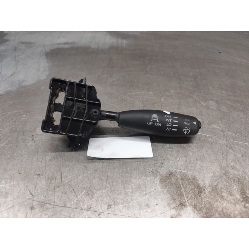Recambio de mando limpia para nissan cabstar 01.04  3.0 diesel referencia OEM IAM - Blanco 3