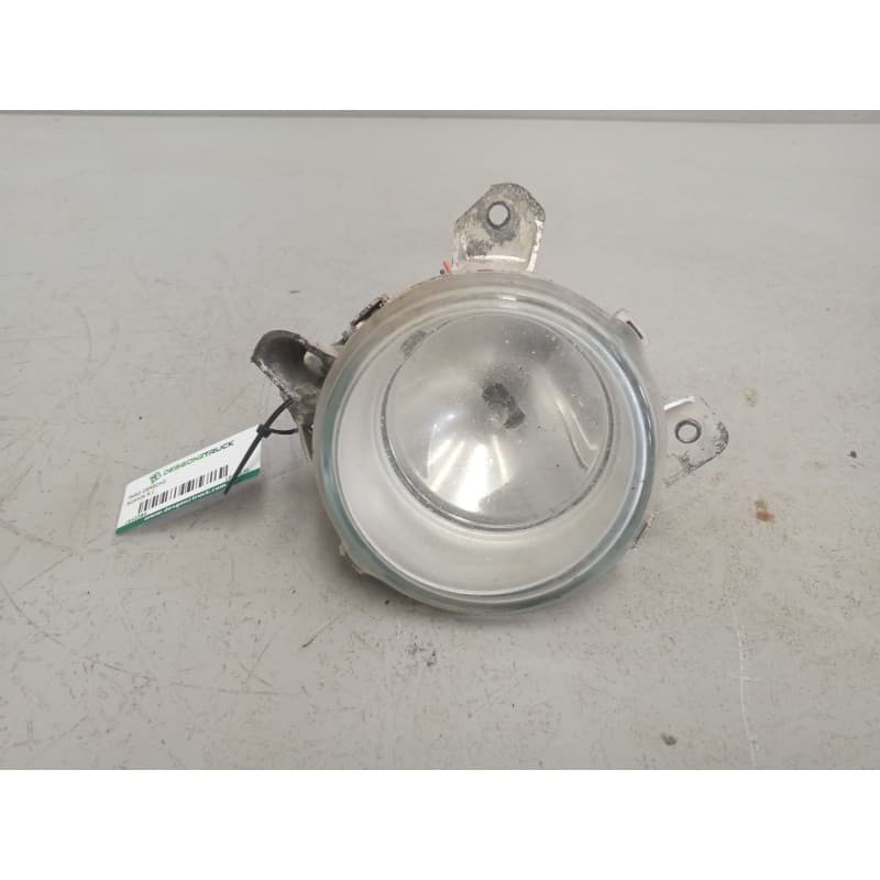 Recambio de faro derecho para scania r i r 500 referencia OEM IAM 1852570 - Blanco