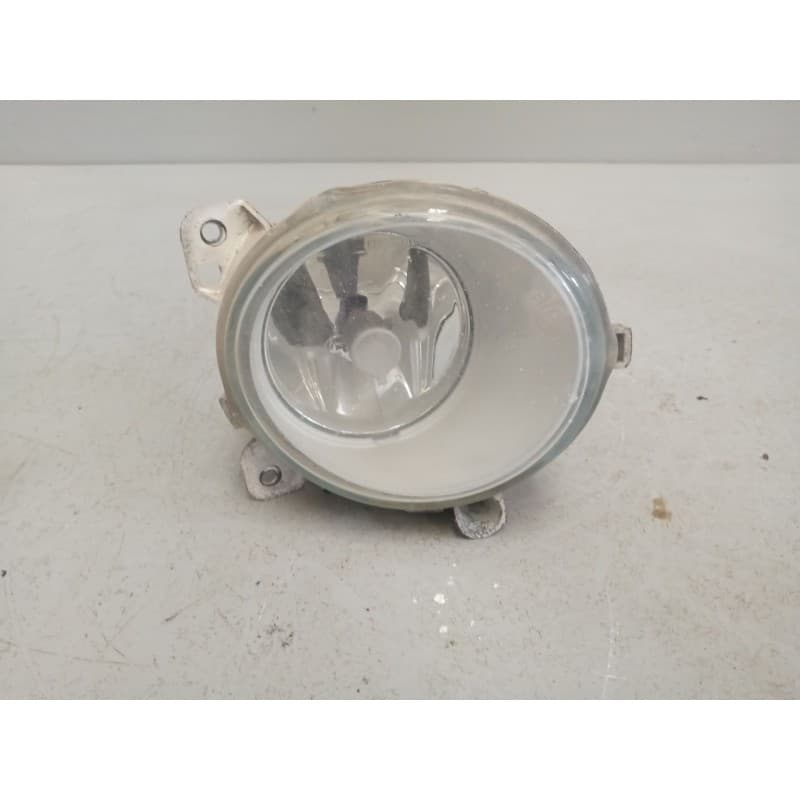 Recambio de faro antiniebla derecho para scania r i r 500 referencia OEM IAM 1852573 - Blanco