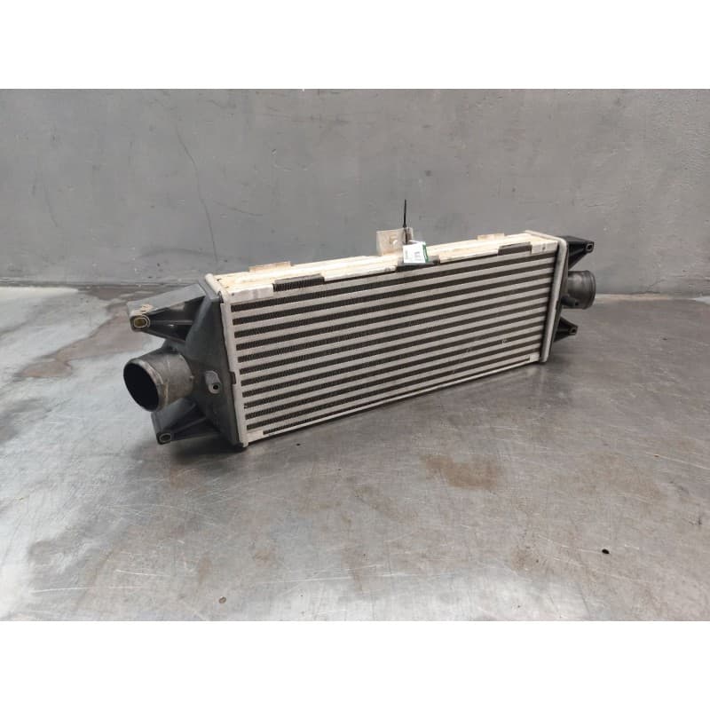 Recambio de intercooler para iveco daily combi 2.3 diesel referencia OEM IAM - Amarillo