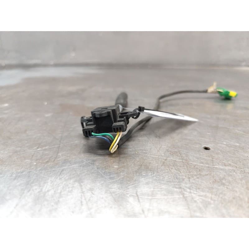 Recambio de mando radio para peugeot 206 berlina xr referencia OEM IAM - Azul 2
