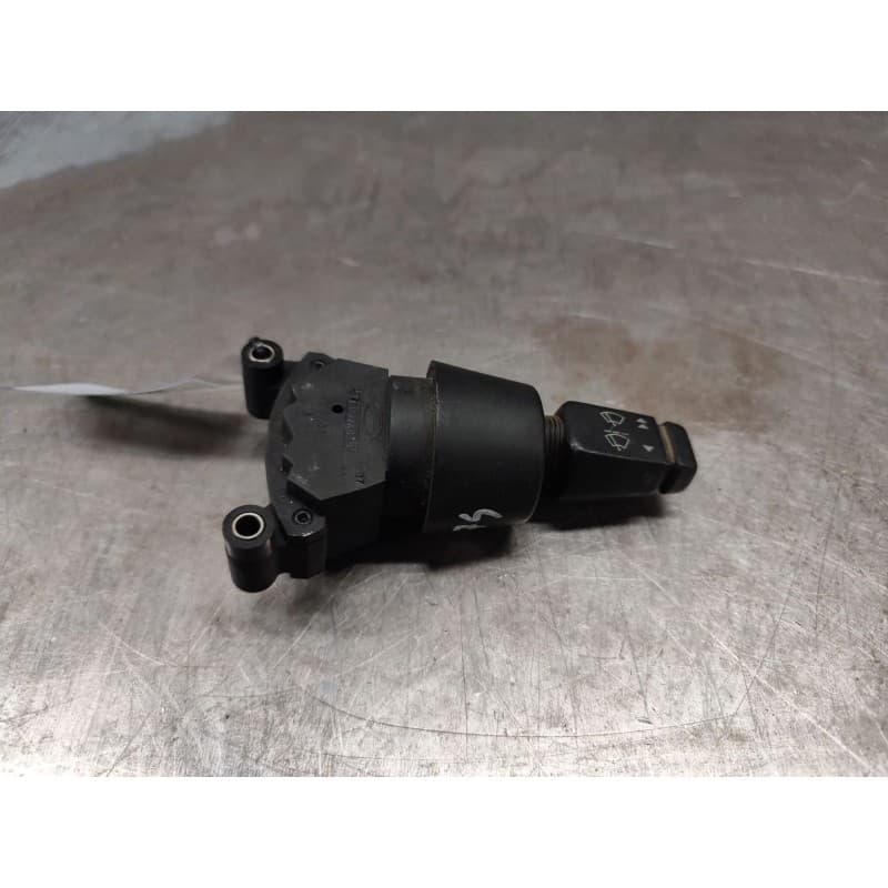 Recambio de mando limpia para ford orion 1.6 diesel referencia OEM IAM 87AG17K478 - Rojo 2