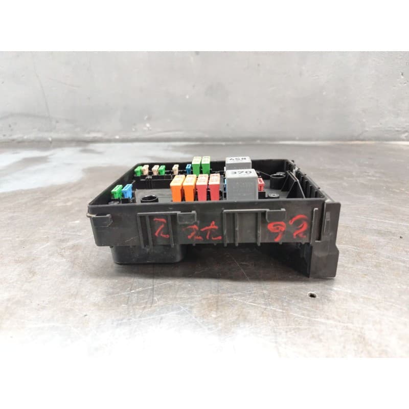 Recambio de caja reles / fusibles para seat altea (5p1) 1.6 referencia OEM IAM 1K0937125A - Plata 6