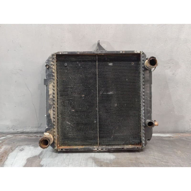 Recambio de radiador agua para nissan trade furgoneta 3.0 d referencia OEM IAM - Blanco 2