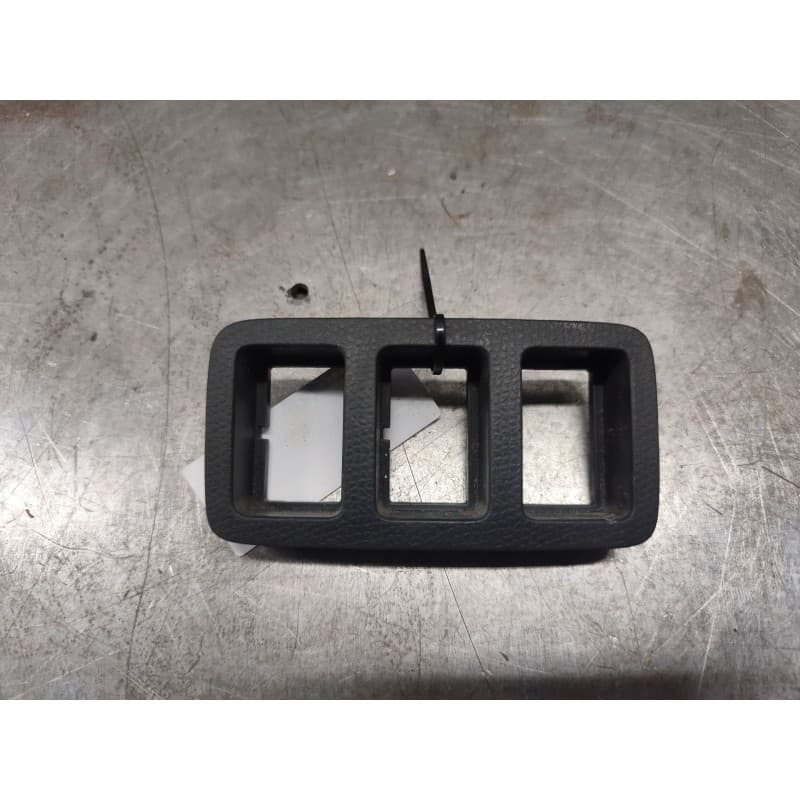 Recambio de botonera para suzuki swift iii (mz, ez) 1.5 (rs 415) referencia OEM IAM - Rojo