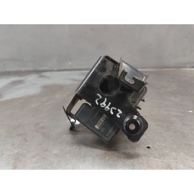 Recambio de abs para suzuki swift iii (mz, ez) 1.5 (rs 415) referencia OEM IAM 00404116E1 - Rojo 2