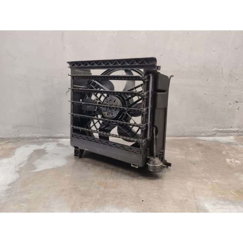 Recambio de electroventilador para bmw serie 3 berlina (e46) 320d referencia OEM IAM - Gris 3