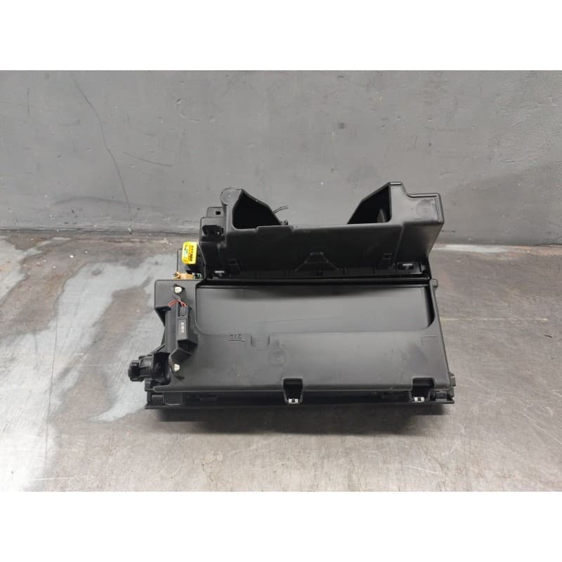 Recambio de guantera para seat leon (5f1) 1.6 tdi referencia OEM IAM 5F1857095 - Rojo 2