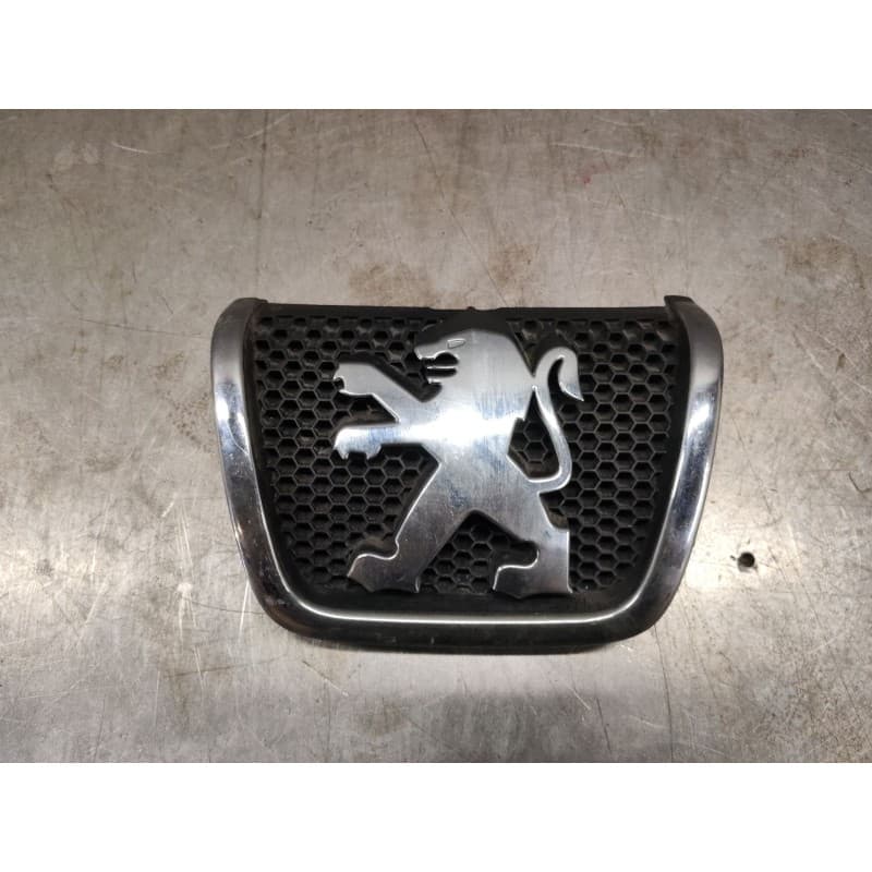 Recambio de emblema para peugeot partner (s2) totem referencia OEM IAM 9644759077 3