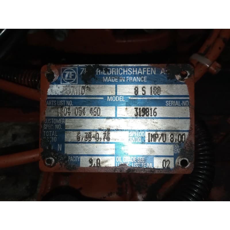 Recambio de caja cambios para iveco stergo e referencia OEM IAM 1304054460 504024451 - Blanco 2