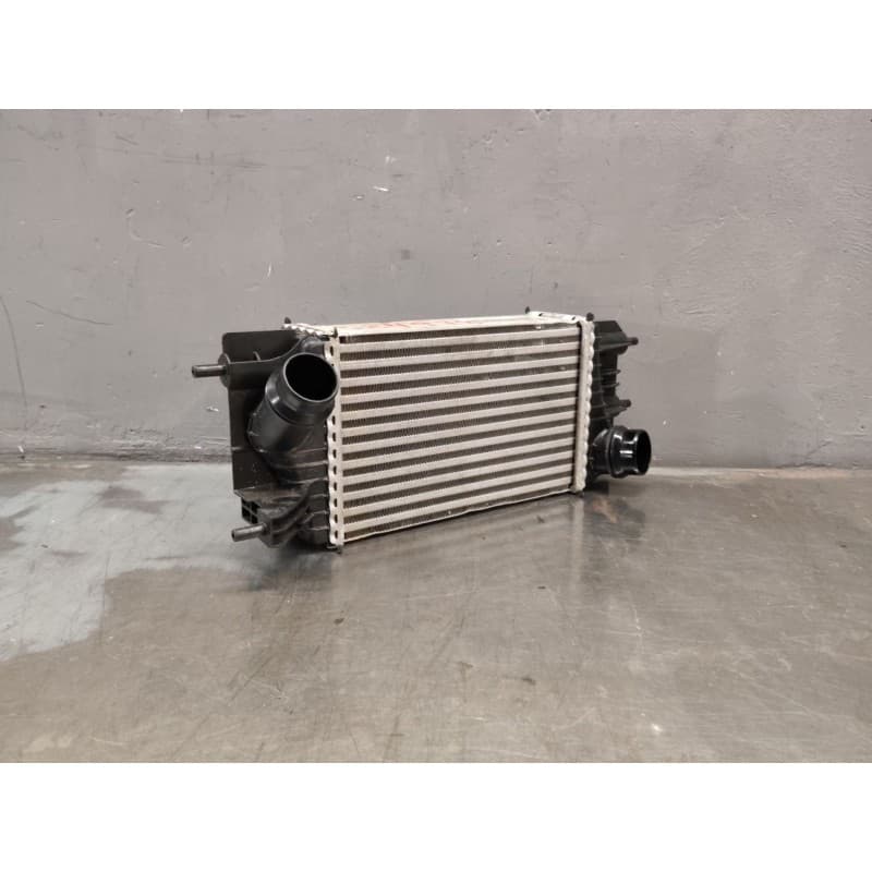Recambio de intercooler para nissan juke (f15) 1.5 dci referencia OEM IAM 144611KB2A - Negro