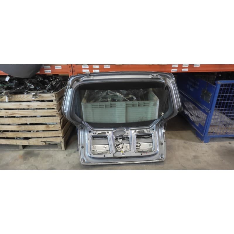 Recambio de porton trasero para opel signum design referencia OEM IAM 5