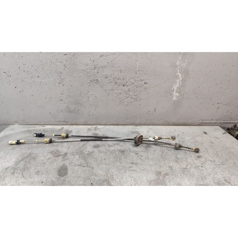 Recambio de cables de cambio para opel insignia berlina expression referencia OEM IAM - Gris
