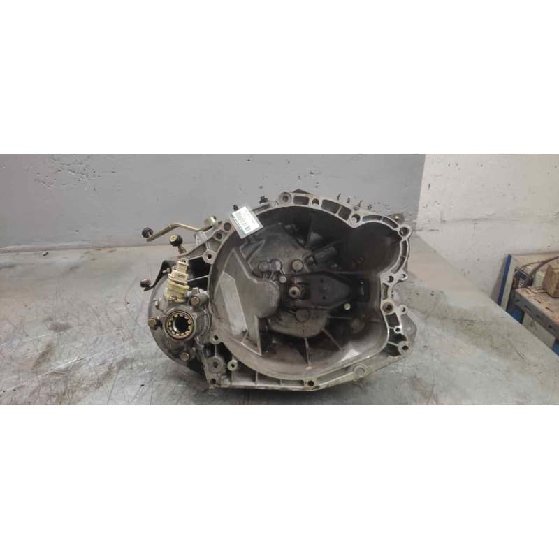 Recambio de caja cambios para peugeot 206 berlina 1.9 diesel referencia OEM IAM 20DL22