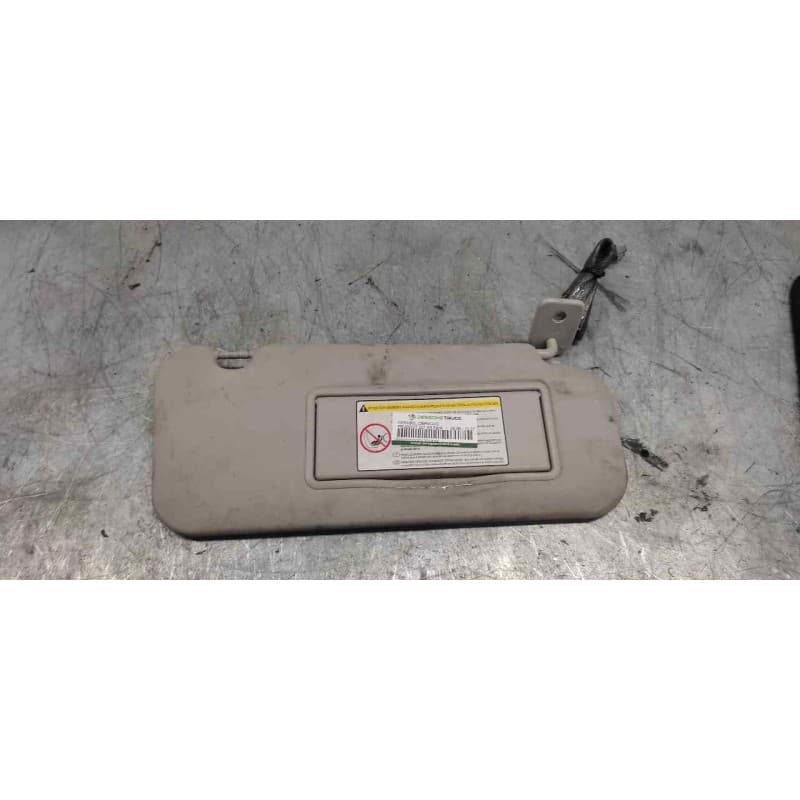 Recambio de parasol derecho para peugeot 207 xs pack referencia OEM IAM - Negro