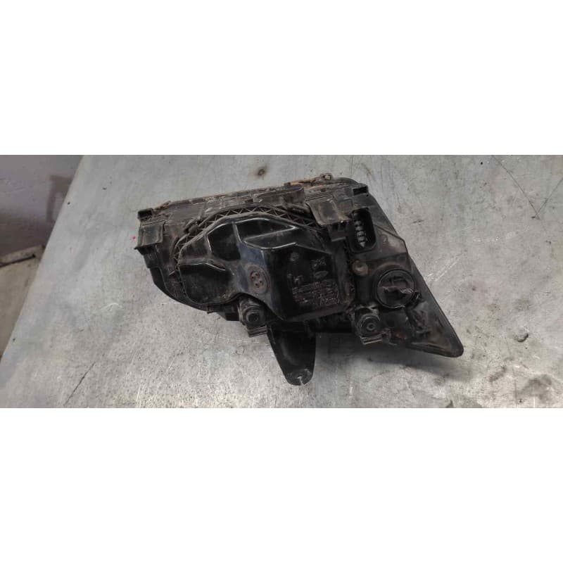 Recambio de faro izquierdo para ford focus berlina (cap) 1.4 16v cat referencia OEM IAM 2