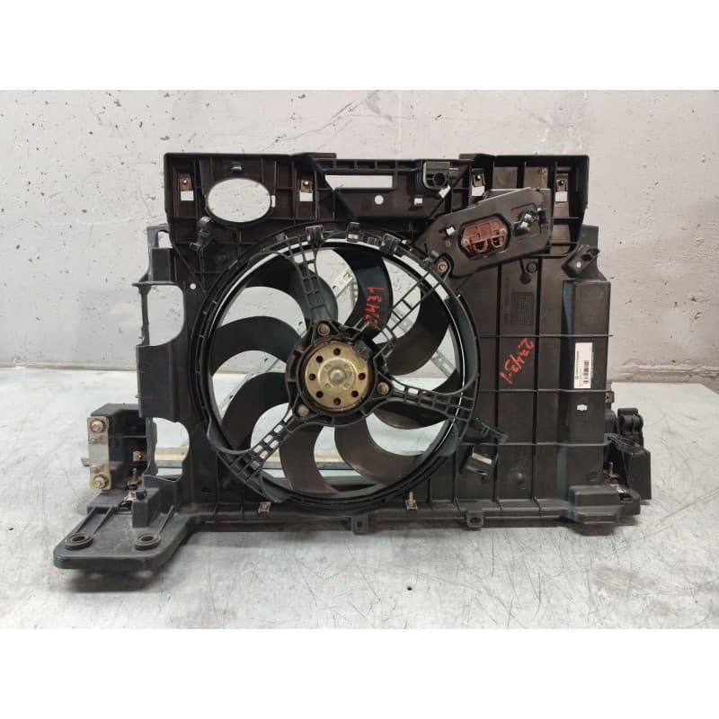 Recambio de electroventilador para fiat stilo (192) 1.9 jtd 115 referencia OEM IAM B838 - Negro
