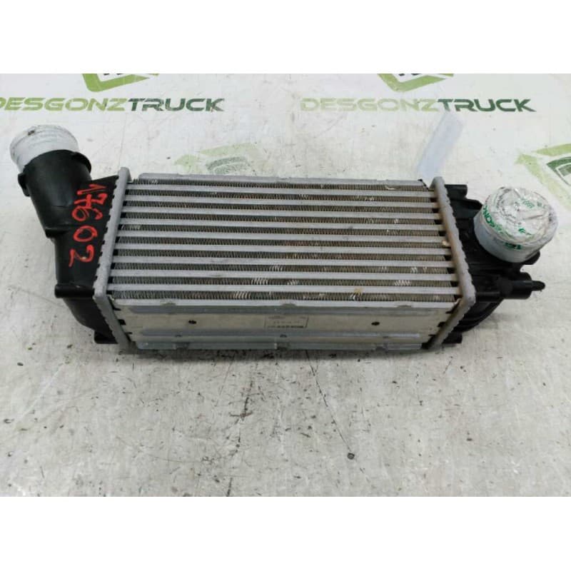 Recambio de intercooler para peugeot 307 (s1) xs referencia OEM IAM  0384G4 - Negro