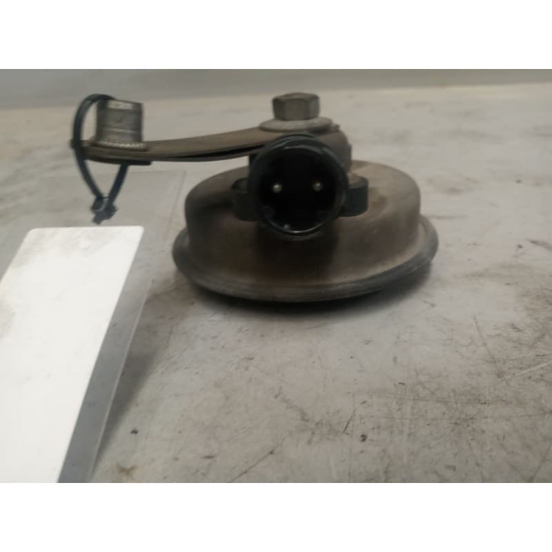 Recambio de claxon para volvo fh 480 12.8 diesel referencia OEM IAM - Blanco 2