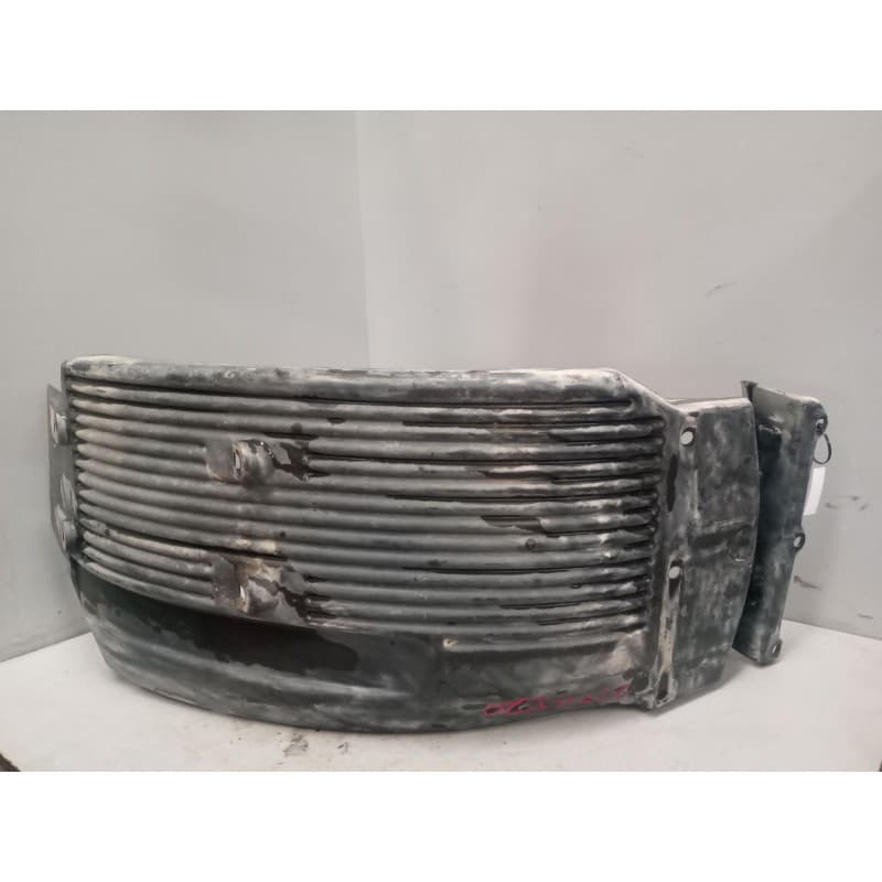 Recambio de guardabarros delantero izquierdo para volvo fh referencia OEM IAM 20372064 - Blanco
