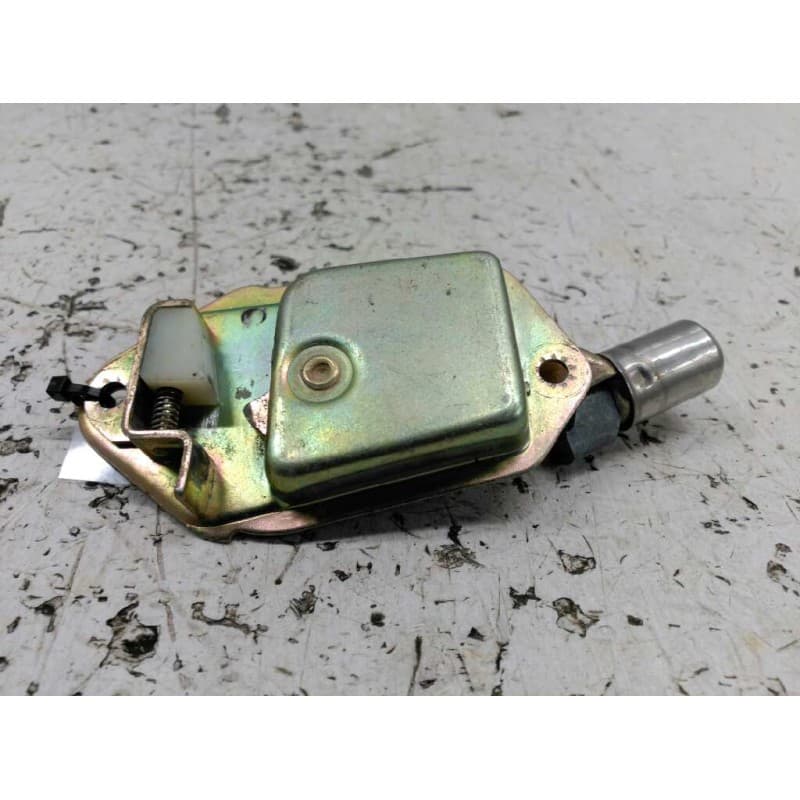 Recambio de bombin puerta delantera derecha para renault 6 1.1 gtl referencia OEM IAM - Blanco 2