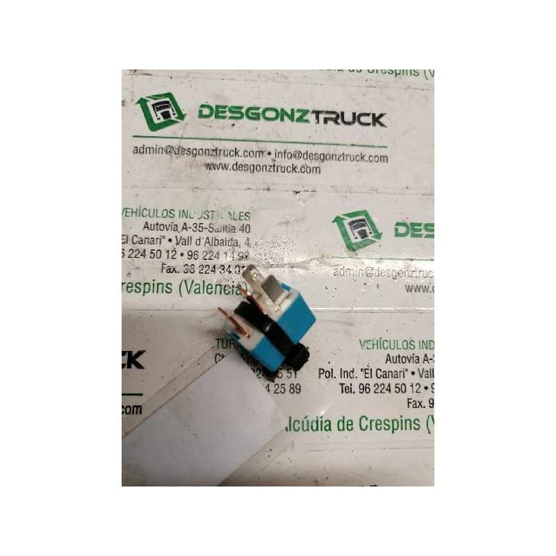 Recambio de rele para toyota auris live referencia OEM IAM 9098702027 4 PINS - Blanco