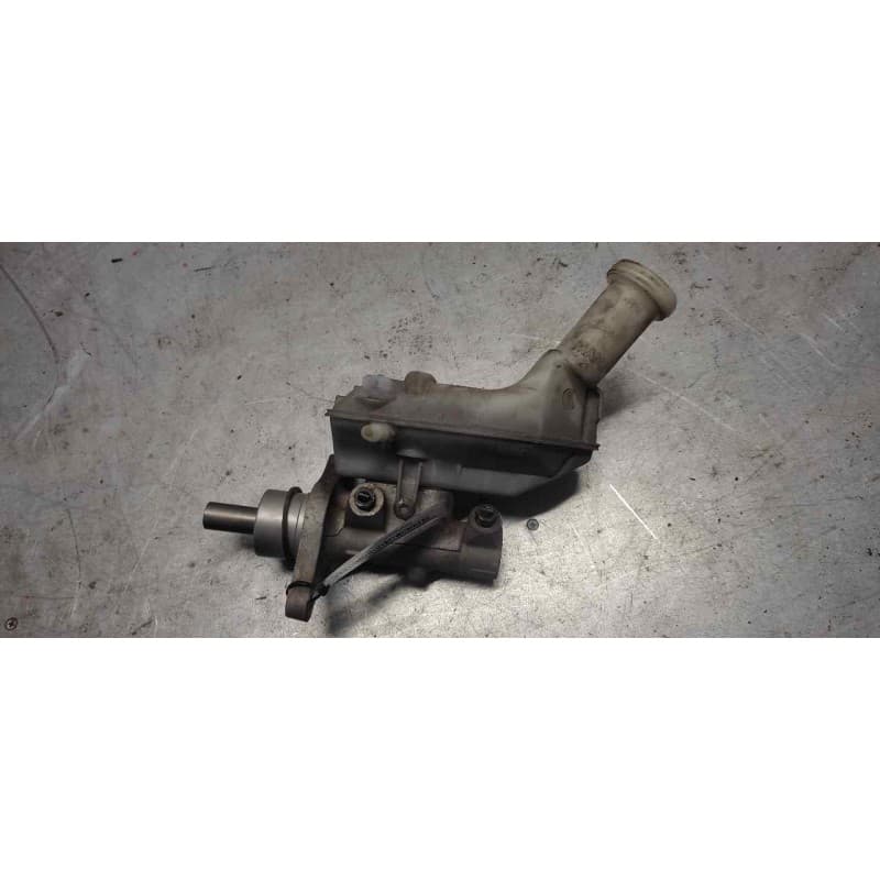 Recambio de bomba freno para renault clio iii authentique referencia OEM IAM - Rojo