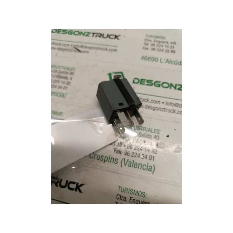 Recambio de rele para toyota auris live referencia OEM IAM 9008078021 4 PINS - Blanco