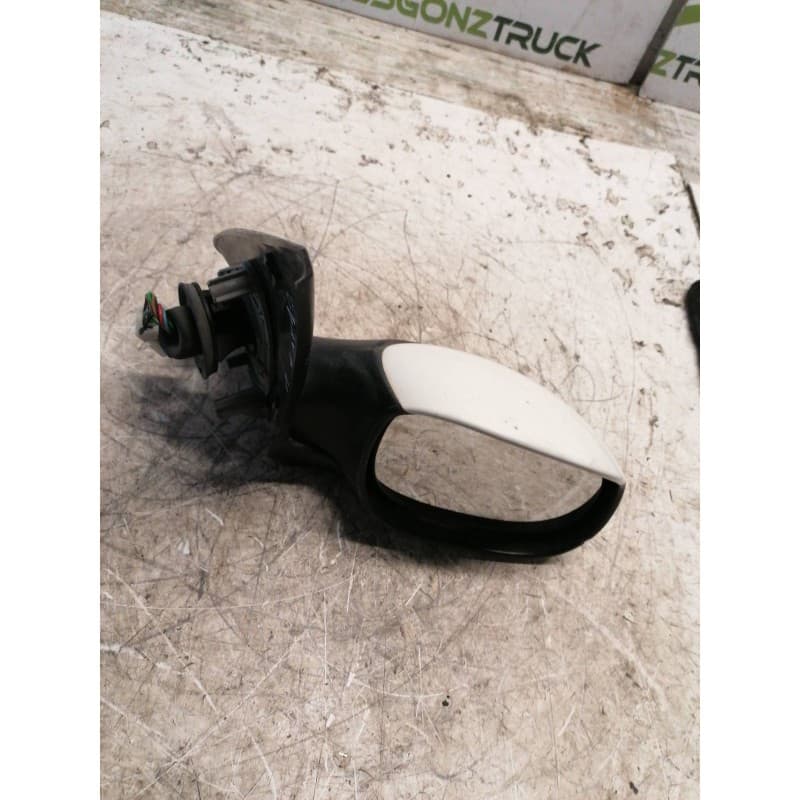 Recambio de retrovisor derecho para peugeot 206 berlina xt referencia OEM IAM   7 CABLES - Blanco