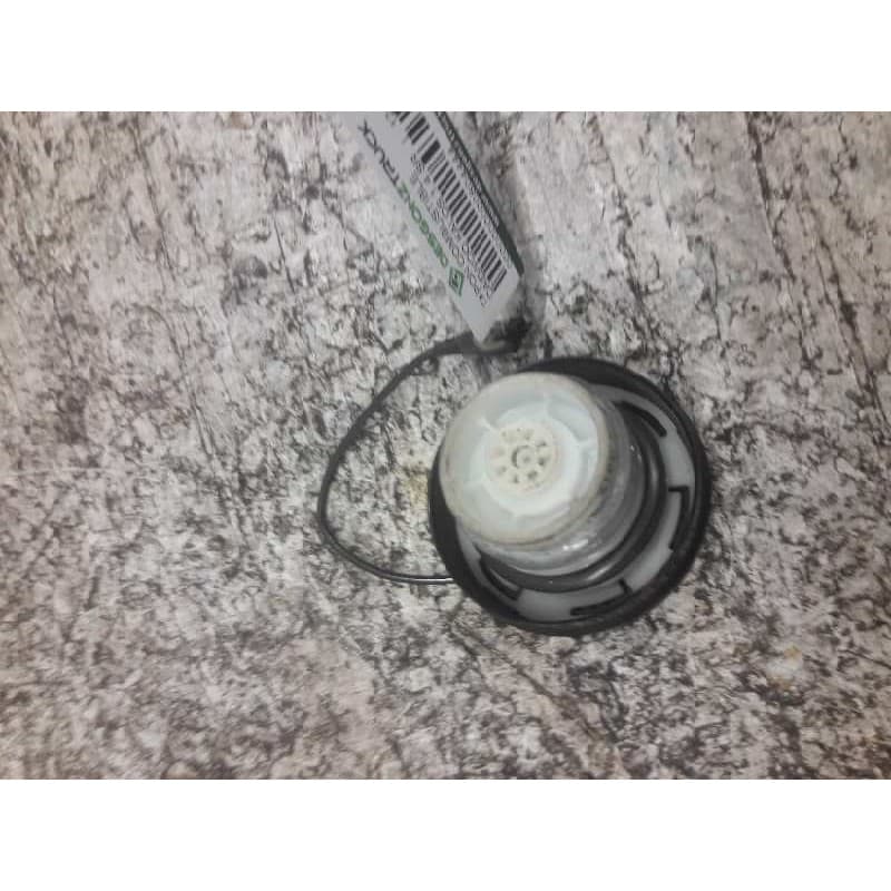 Recambio de tapon combustible para daewoo kalos 1.4 sr referencia OEM IAM 2