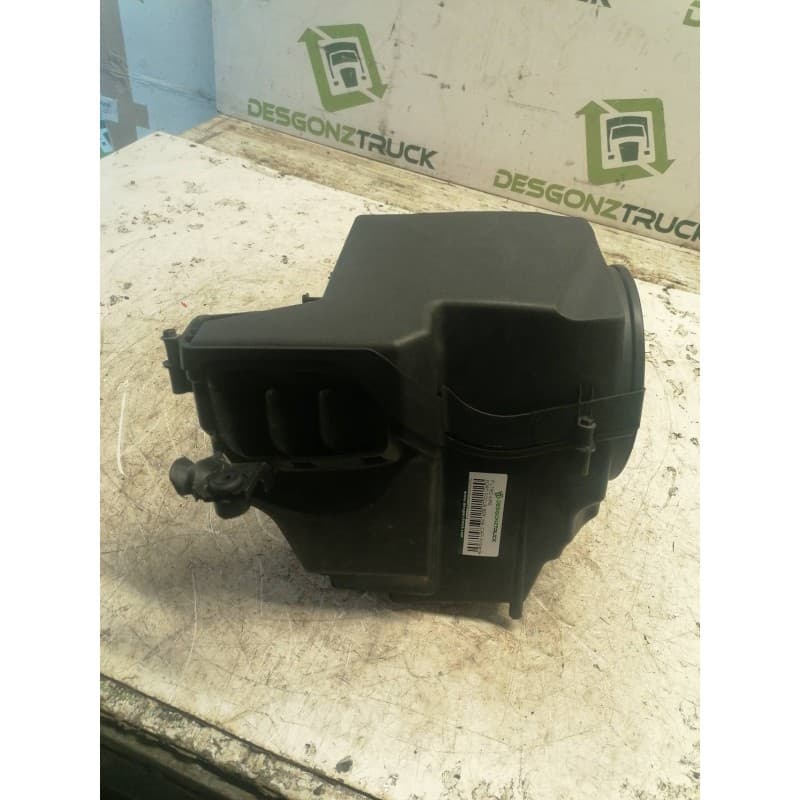 Recambio de filtro aire para ford focus lim. (cb4) titanium referencia OEM IAM - Blanco