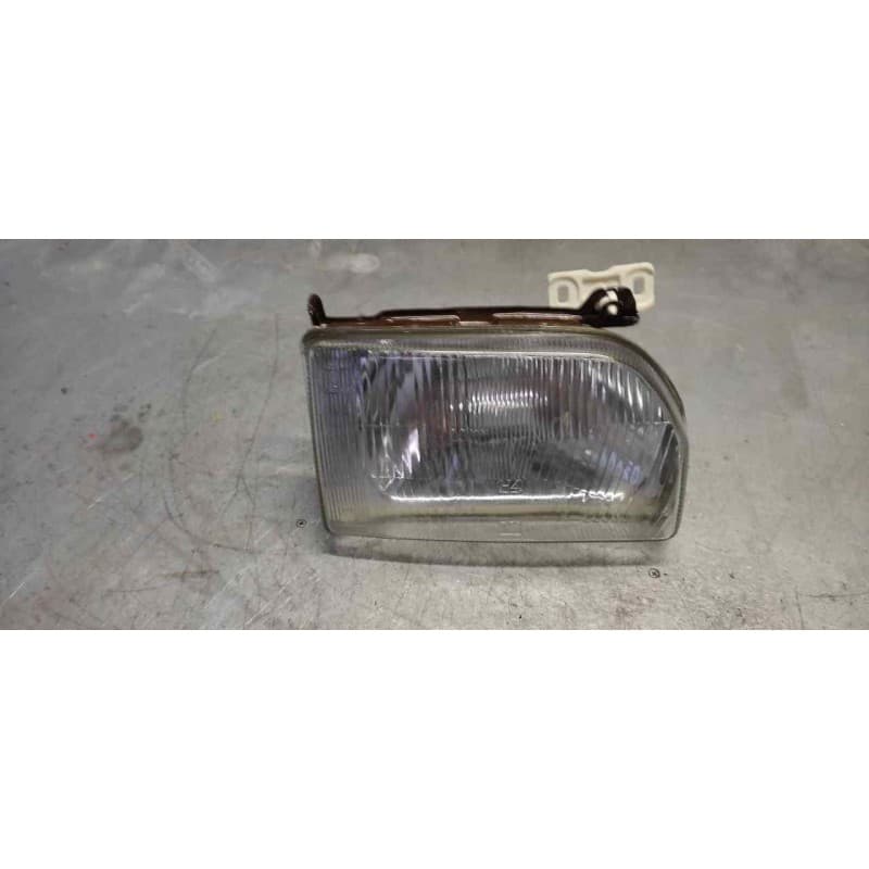 Recambio de faro derecho para ford escort berlina c referencia OEM IAM  NUEVO