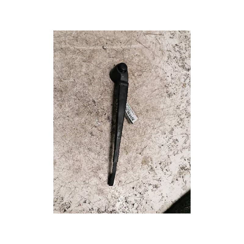 Recambio de brazo limpia trasero para audi a3 (8l) 1.9 tdi ambiente referencia OEM IAM