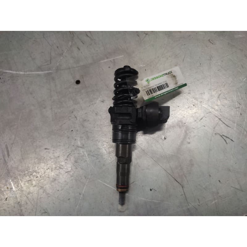 Recambio de inyector para volkswagen touareg (7l6) tdi v10 referencia OEM IAM 072130073H - Verde