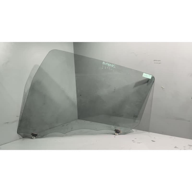 Recambio de luna delantera izquierda para nissan nt500 referencia OEM IAM 80301MB40A - Blanco