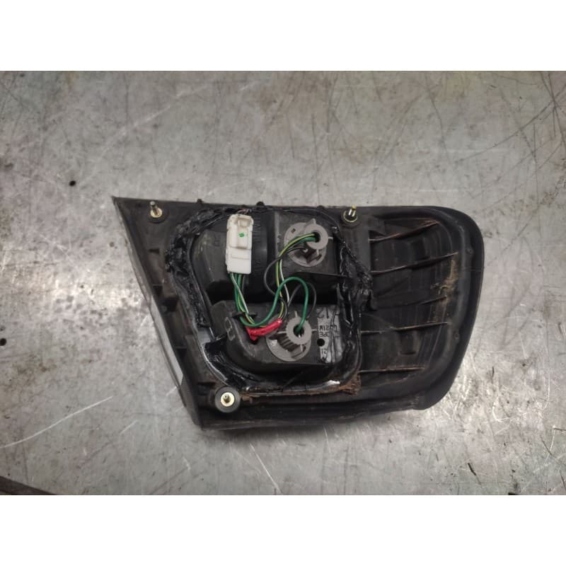 Recambio de piloto trasero derecho para nissan almera (n15) gx referencia OEM IAM - Blanco 2