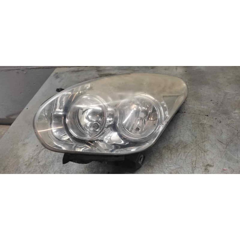 Recambio de faro izquierdo para kia sportage ex referencia OEM IAM   8 PINS - Negro