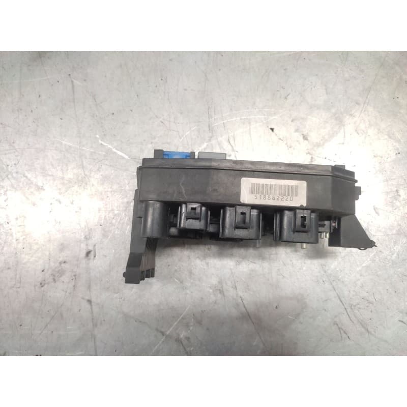 Recambio de caja reles / fusibles para jaguar x-type referencia OEM IAM 4X4314A073DB 3