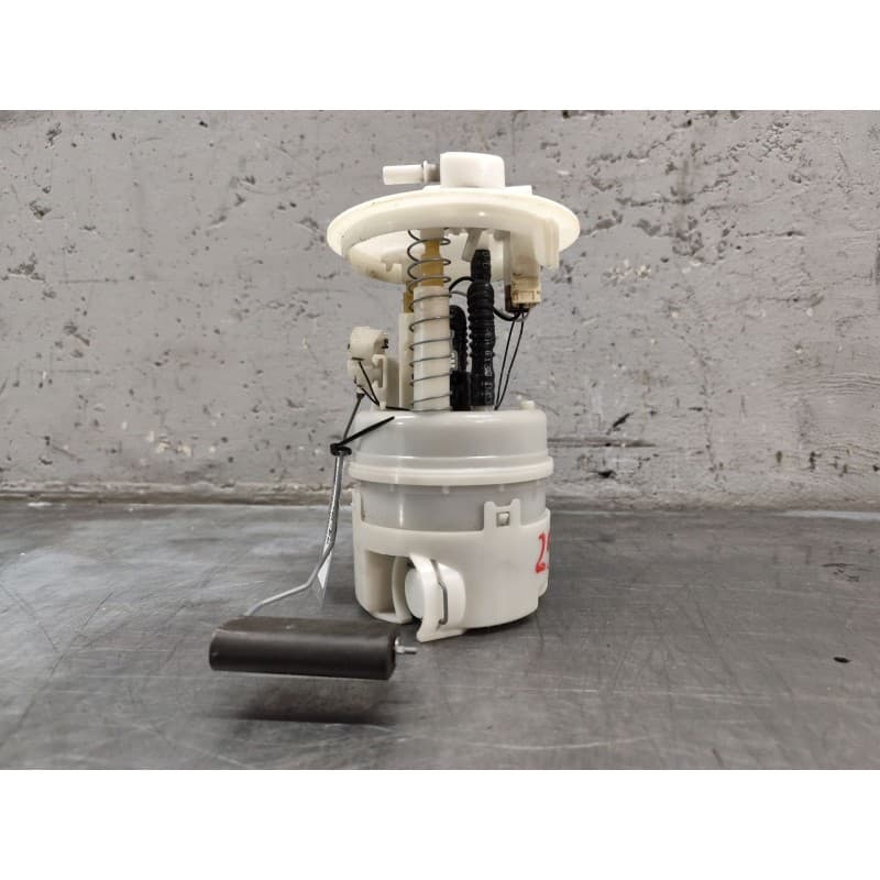 Recambio de aforador para renault clio iv (bh_) 0.9 tce 90 referencia OEM IAM 172027859R - Blanco 5