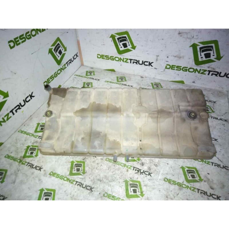 Recambio de deposito expansion para man m 90 24.232 - 24.272 referencia OEM IAM - Blanco 3