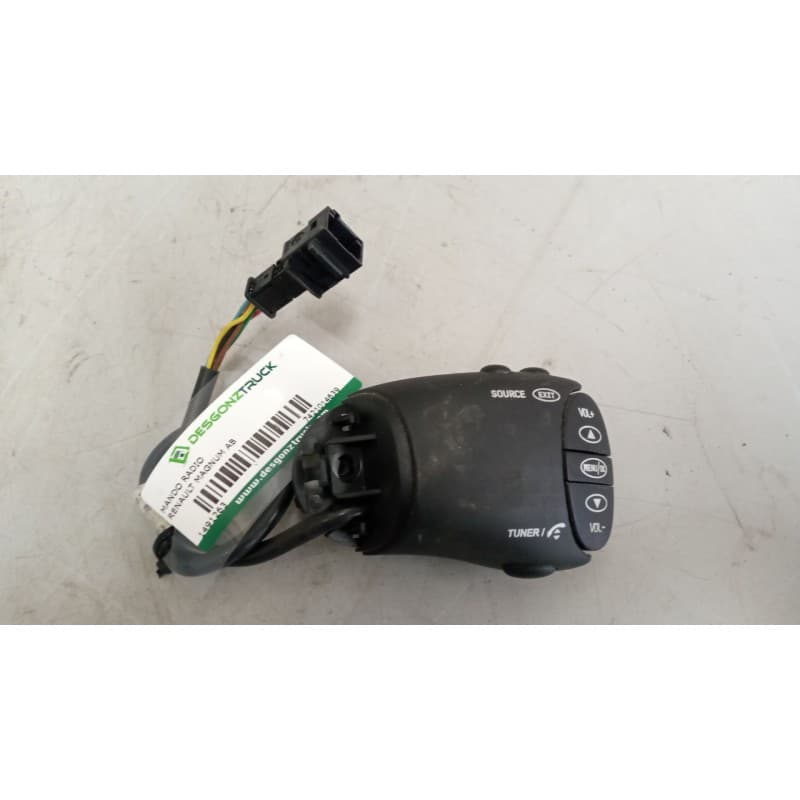 Recambio de mando radio para renault magnum ab diesel referencia OEM IAM 7421014639 - Blanco