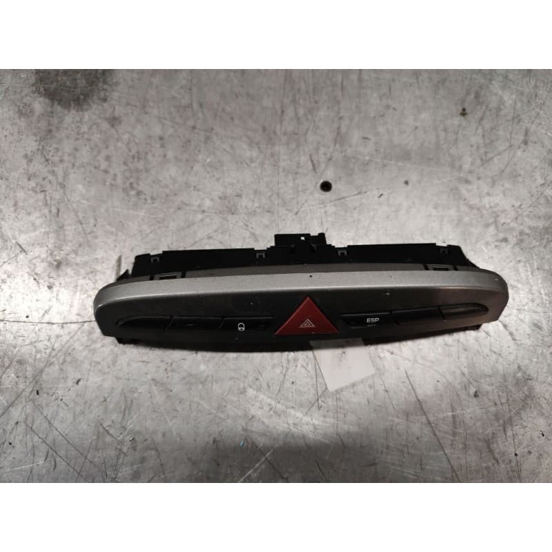 Recambio de warning para peugeot 308 confort referencia OEM IAM 9659215177 - Negro 3