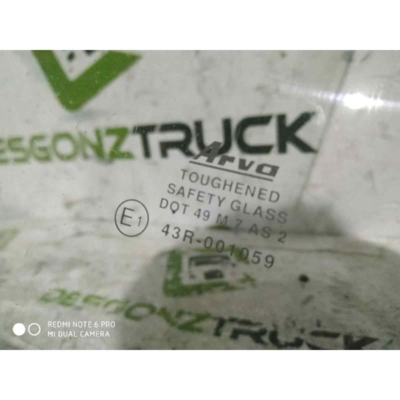 Recambio de luna delantera izquierda para man tg - a 41 referencia OEM IAM - Blanco 2