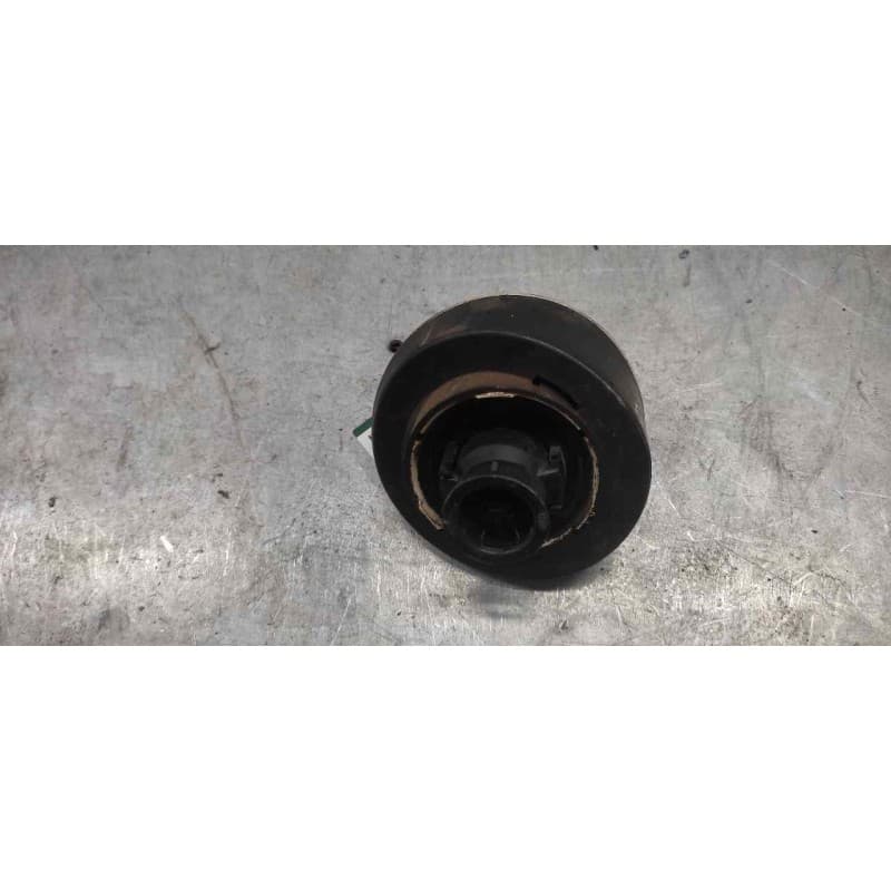 Recambio de tapon combustible para peugeot partner (s1) pro familiar referencia OEM IAM - Blanco 2