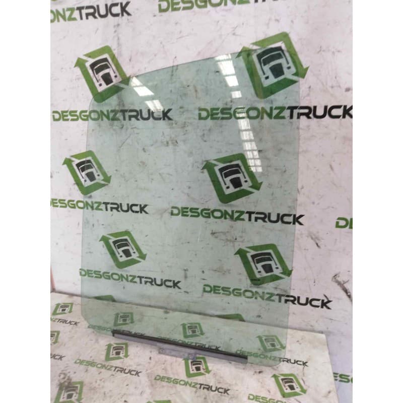 Recambio de luna delantera izquierda para iveco daily pr 3.0 diesel referencia OEM IAM - Blanco