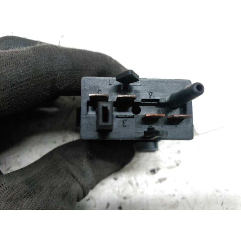 Recambio de boton antivaho para seat toledo (1m2) stella referencia OEM IAM 3