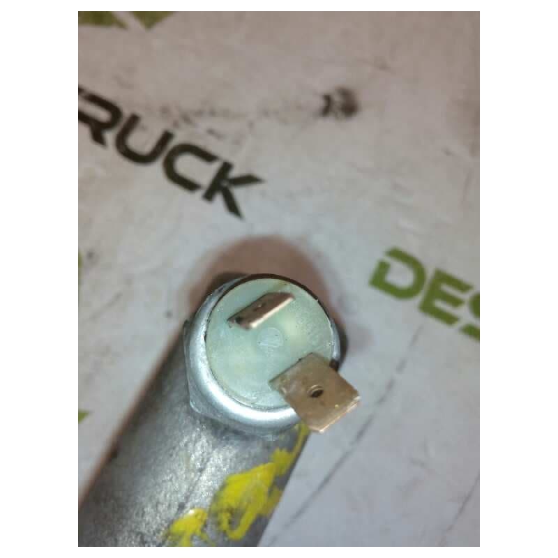 Recambio de bombin freno para pegaso trucks serie 100 100.40 referencia OEM IAM - Blanco 4