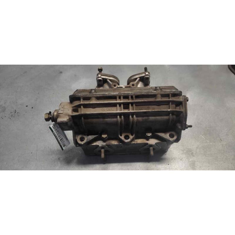 Recambio de culata para alfa romeo 33 berlina referencia OEM IAM - Rojo